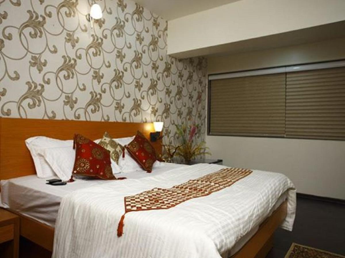 Motel Visava Mahad Номер фото