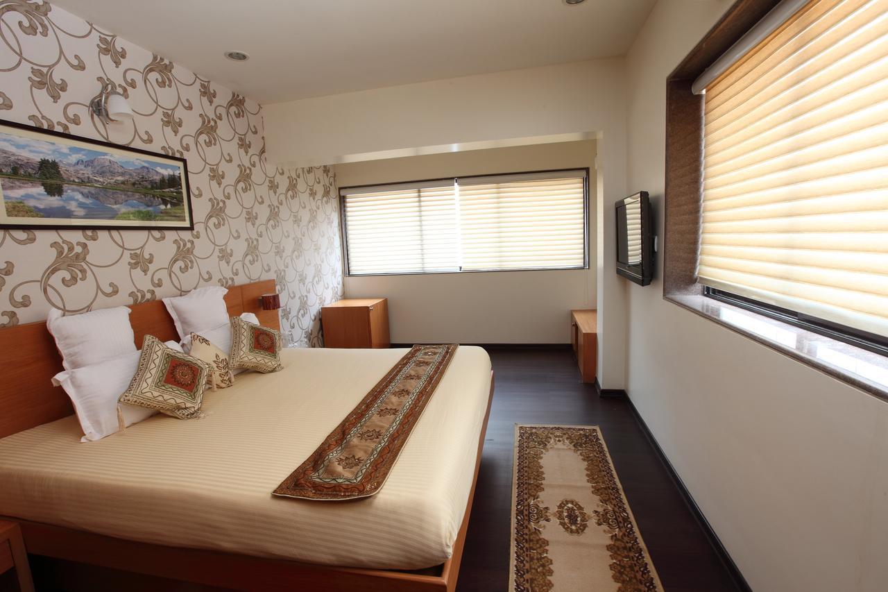Motel Visava Mahad Номер фото
